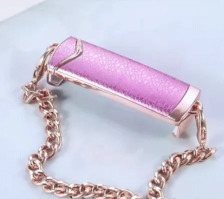 Dazzling collection – fun and vibrant accessories